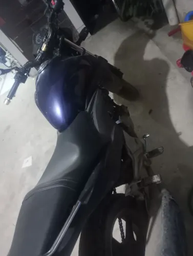 cb 300 em dia para vender
