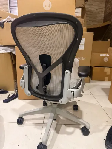 Cadeira herman miller new aeron B completa mineral + grafite 2020