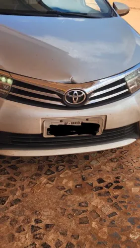 Toyota Corolla Altis 2.0 Flex 16V Aut. 2015