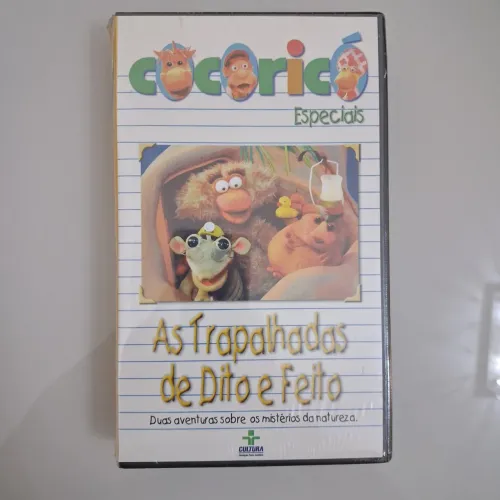 Fita V.h.s.-cocoricó Especiais-as Trapalhada De Dito E Feito