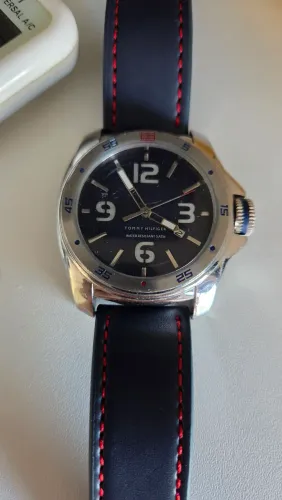 Relógio Masculino Tommy Hilfiger Original - Pulseira Couro/Silicone
