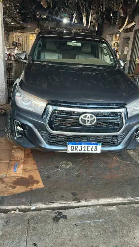 Toyota Hilux CD SRX 4X4 2.8 TDI 16V Diesel Aut. 2020