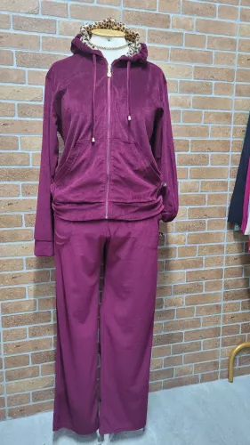Conjunto de Moletom Veludo Bordô