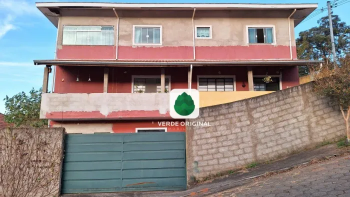 Sobrado com 3 dormitórios à venda, 250 m² por R$ 890.000 - Residencial dos Carvalhos - Sap