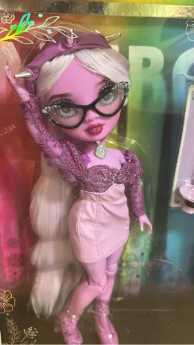 Boneca Shadow High Lavender Lynn 