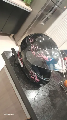 Capacete fly número 56 feminino 