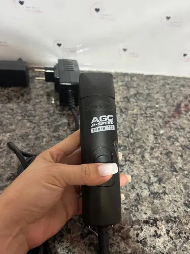 Máquina de tosa Andis