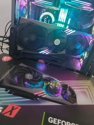 Placa de video Rtx 4060ti de 3 fans Msi Gamming Aceitro troca