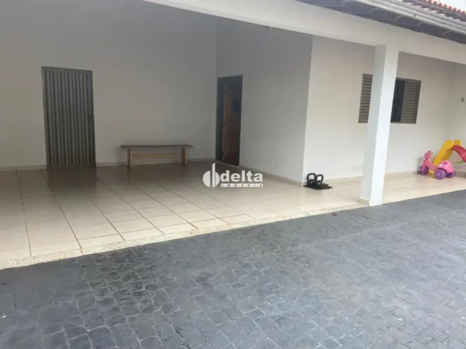 Casa disponível para venda no bairro Tibery em Uberlândia MG