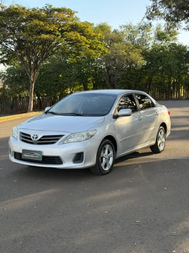 Toyota Corolla GLI 1.8 Flex 16V Aut. 2014