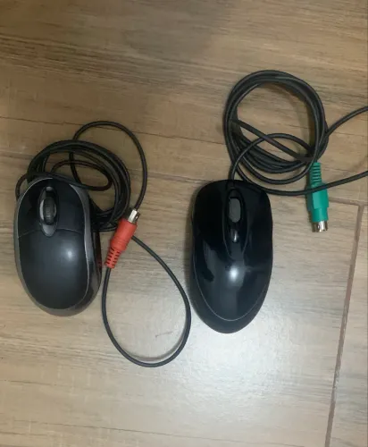 Mouse PS2 com fio - usado preto - (02 Unidades)