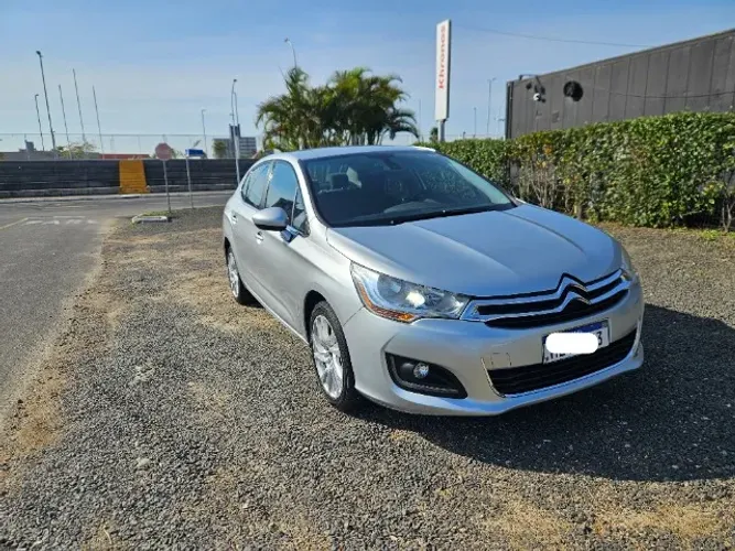 Citroen C4 Lounge Tendance 2.0 Flex 4P Aut. 2014