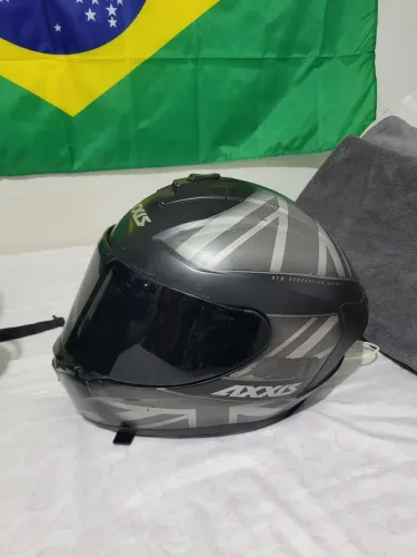 Capacete