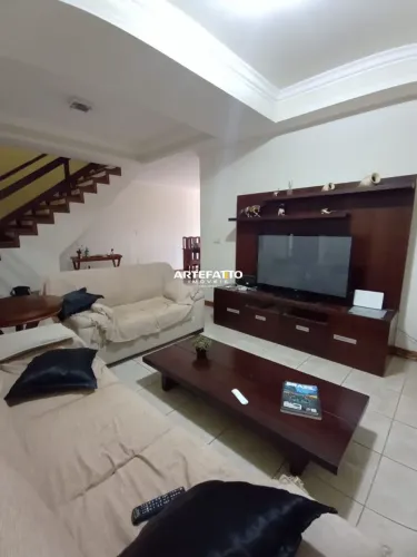 Sobrado à venda em Franca, Jardim Flórida, com 3 quartos, 380m²