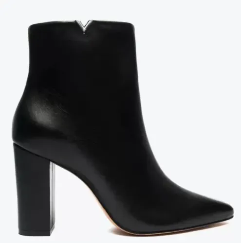 Bota Preta Couro Schutz Usada 3x