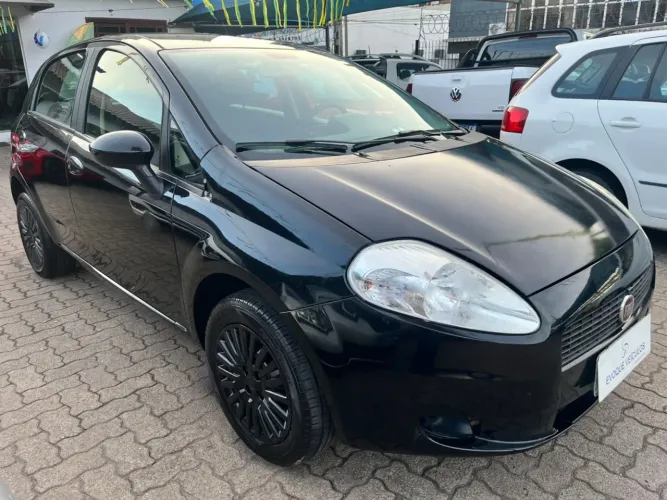 Fiat Punto Attractive 1.4 Fire Flex 8V 5P 2012