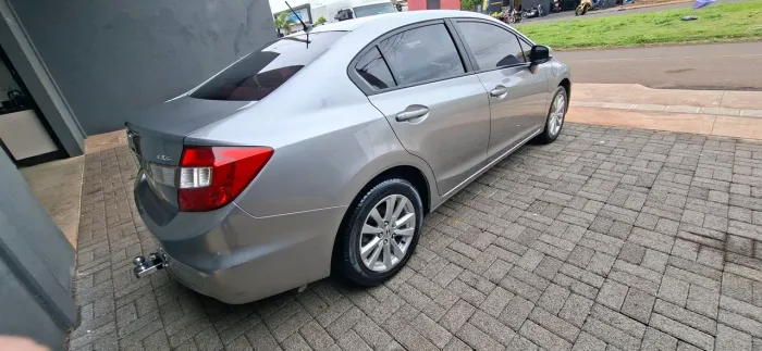 Honda Civic Sedan LXS 1.8/1.8 Flex 16V Aut. 4P 2012