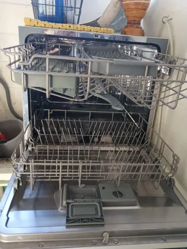 Lava louça Midea, 8 serviços, funcionando perfeitamente, 127v