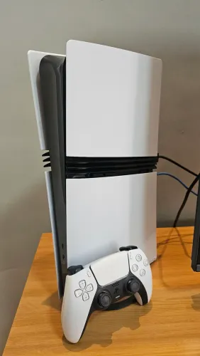 PS5 Pro desbloqueado 13.60