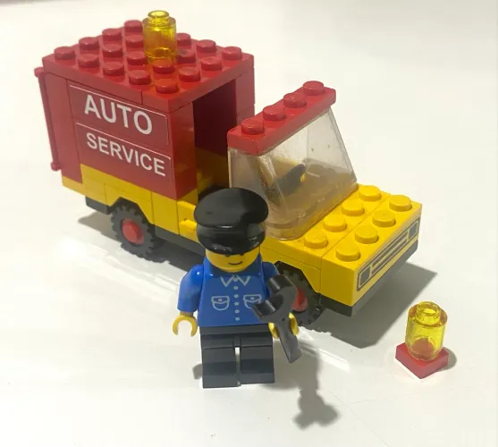 Lego 646 - AUTO SERVICE TRUCK