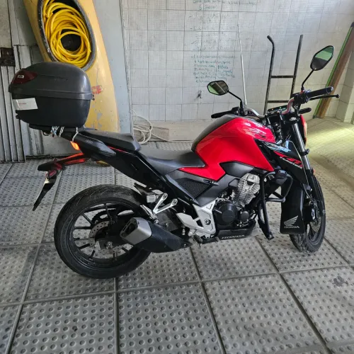 Moto excelente e conservada cb300