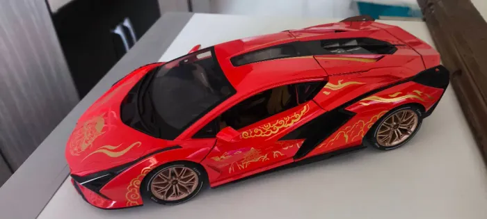 Miniatura Lamborghini Sian Fkp37 28cm com Pintura Especial