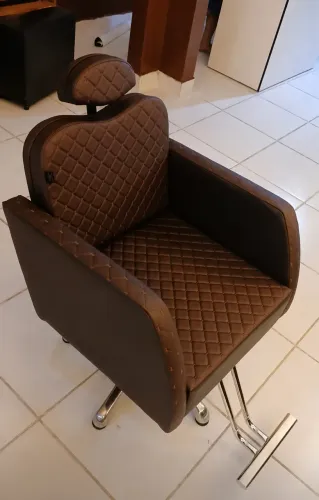 Cadeira Reclinável Para Salão De Beleza Marron Dublado