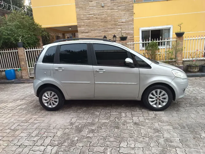 Fiat Idea Attractive 1.4 Fire Flex 8V 5P 2014