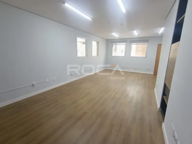 Sala Comercial para locação e venda no Jardim Botânico, em Ribeirão Preto.
