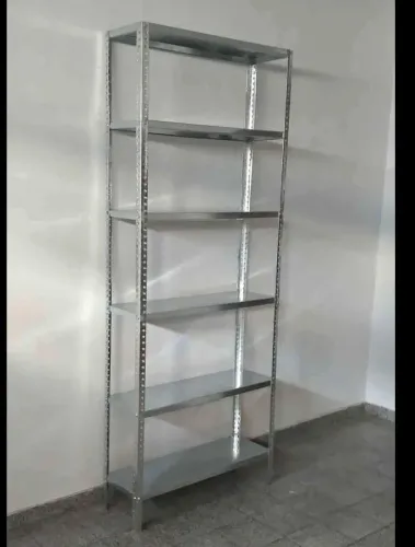 Estantes em Aço Galvanizado