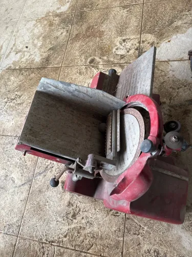 Cortador de frios
