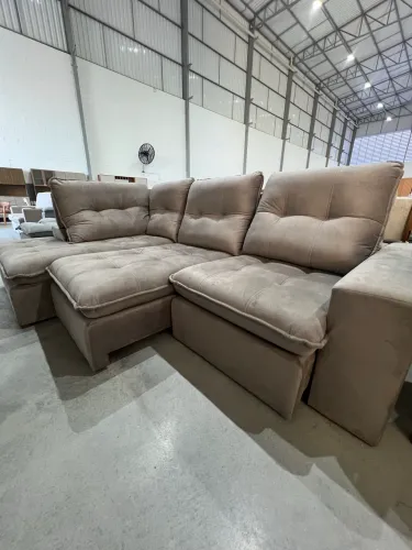 Sofá Gigante com Chaise QUEIMA DE MOSTRUÁRIO 