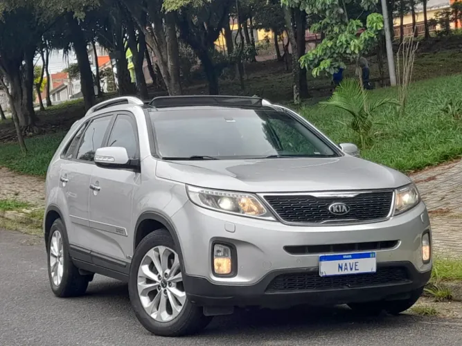 Kia Motors Sorento 3.5 V6 24V 278cv 4X4 Aut. 2015