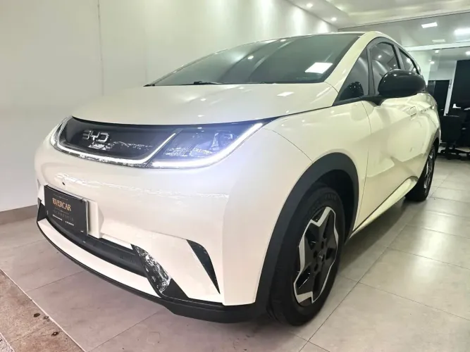 BYD Dolphin EV (Elétrico) 2026