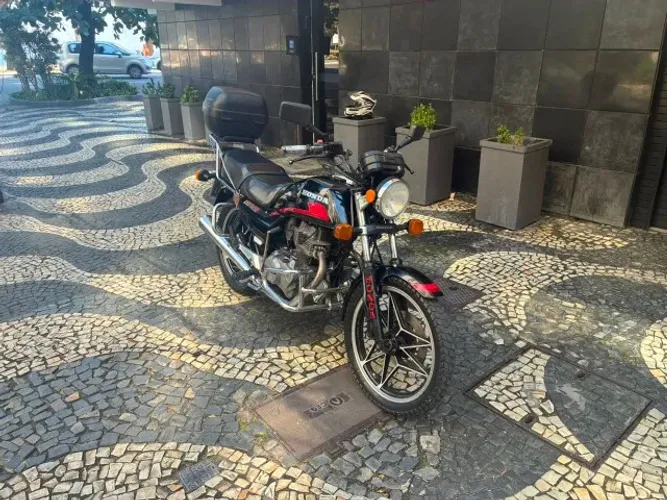 Honda CB400 1983