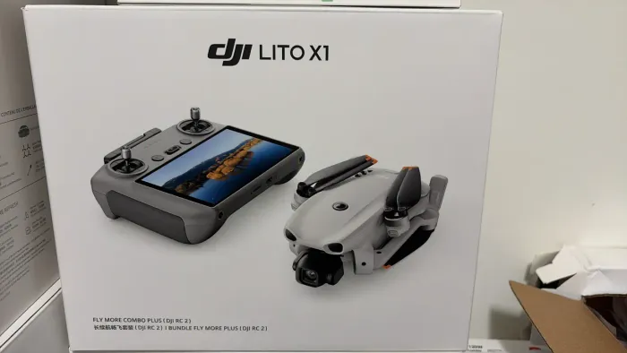 Drone DJI Lito X1 - Combo Fly More controle com tela RC2