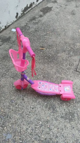 Patinete com música