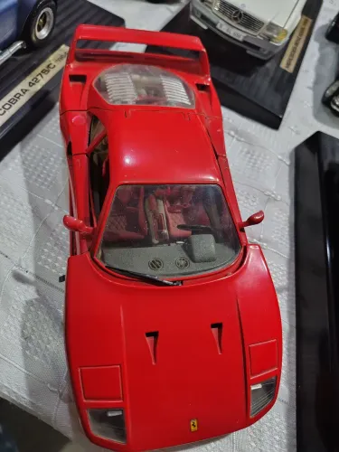 Miniatura Ferrari italiana
