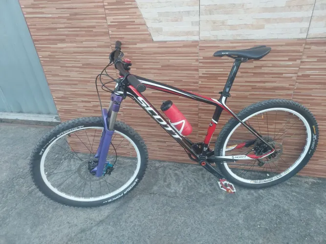 Vendo aro 26 de carbono