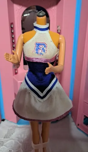 Roupa/roupinha de cartela para boneca Barbie