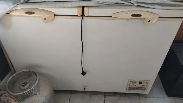 Vendo Freezer duas portas