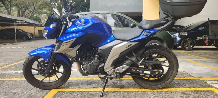 Oportunidade Yamaha Fazer FZ25 moto de garagem