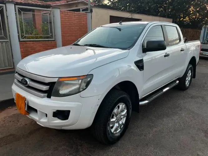 Ford Ranger XLS 2.2 4X4 CD Diesel Mec. 2014