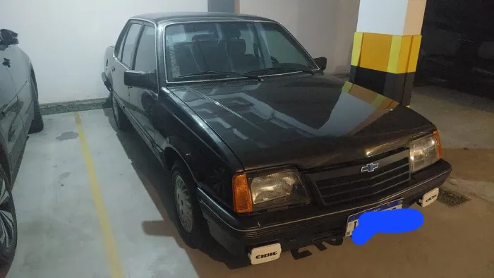 Chevrolet Monza Classic SE 2.0 /mpfi E EFI 2P E 4P 1990
