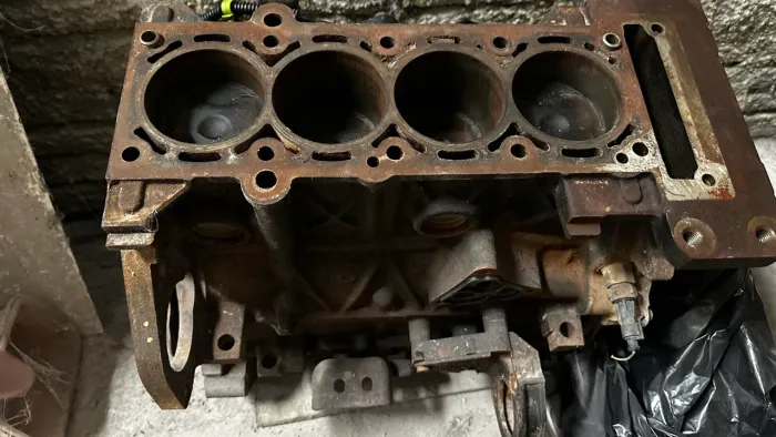 QUEIMA DE ESTOQUE Bloco E-torq 1.8 16v