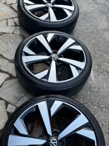 rodas nivus 17 troco por 18 ou 20 !!
