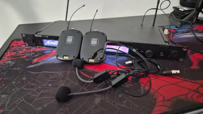 Microfone SHURE SLXD4D + dois microfone L55