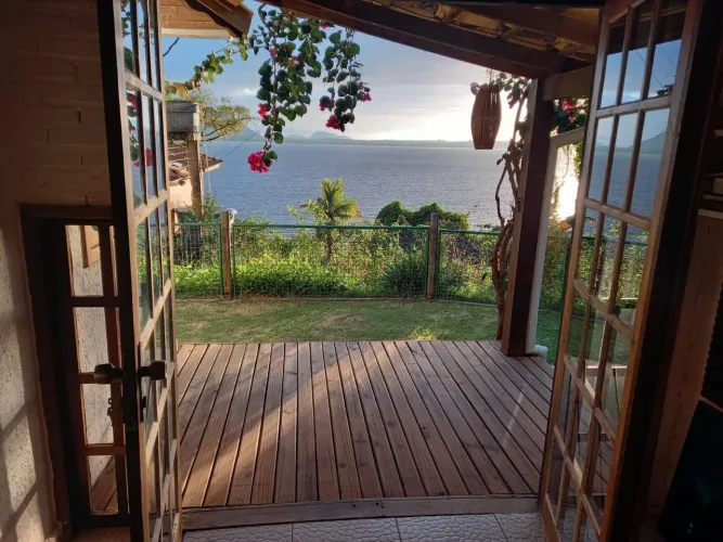 CASA RÚSTICA NA COSTA DA LAGOA