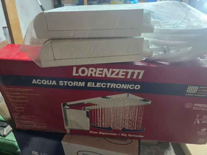 Dois chuveiros lorenzetti aqua storm