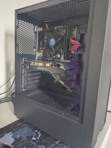Pc Gamer - (i5 7400 + Rtx 2060)